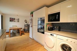 Kitchen / Diner- click for photo gallery